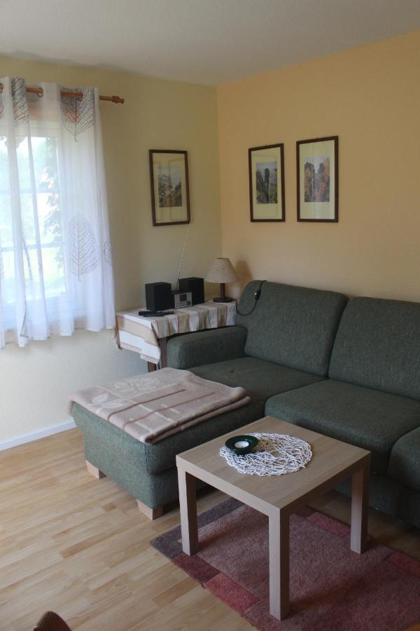 Basislager Hohnstein - Familie Loesel Apartment Ehrenberg  ภายนอก รูปภาพ